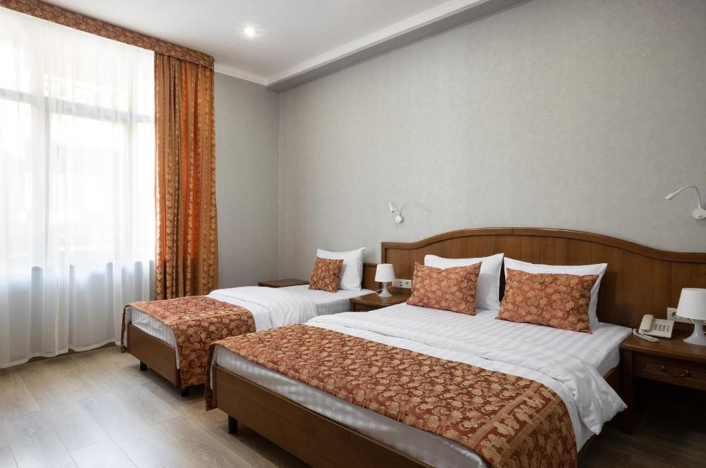 . Отель Тройка. Красная Поляна