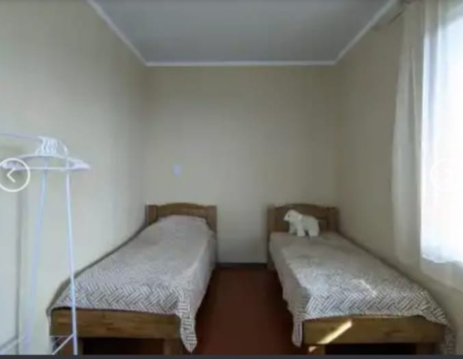 . Гостевой дом Дом на Эшба . Гудаута