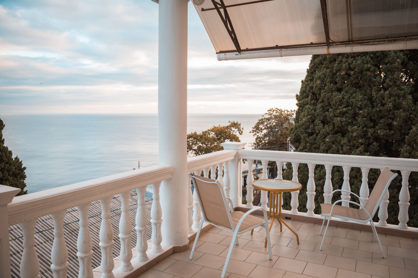 . Гостевой дом частный "Мид". Ялта