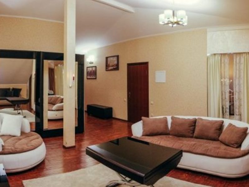 Отель "AndriaNova"