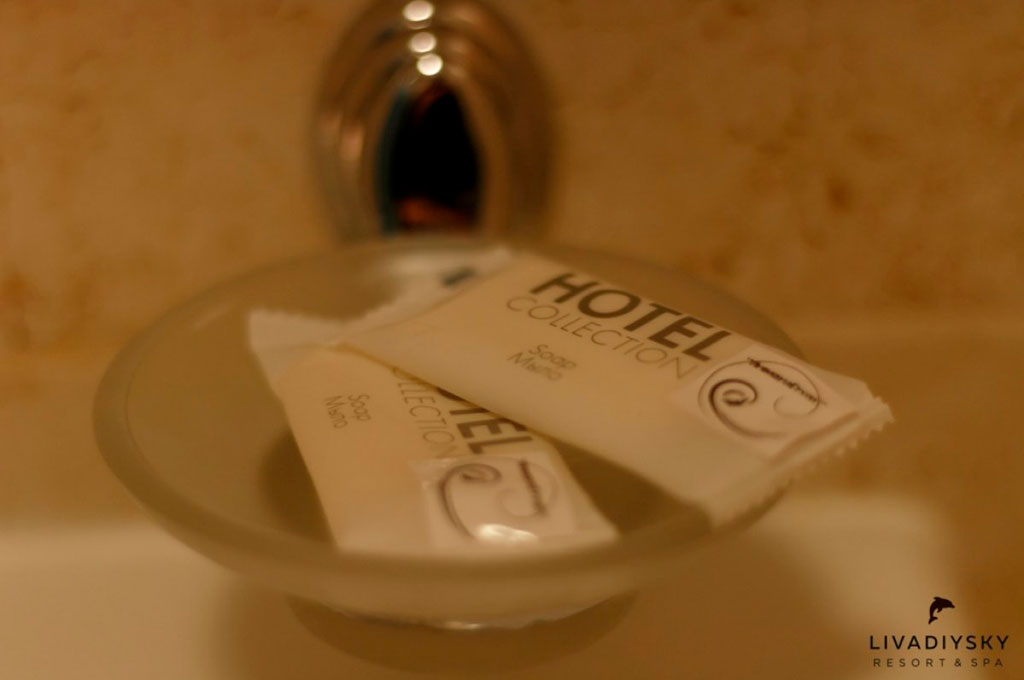 Комфорт Премиум 2-комнатный. Арт-отель «Азор». Ливадия