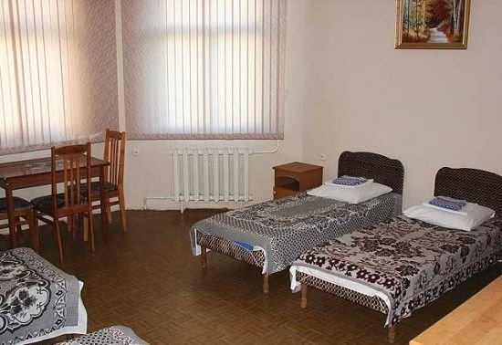 "Эконом". Гостевой дом "Тритон" . Адлер