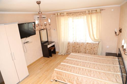 . Коттедж "Семейный". Ольгинка