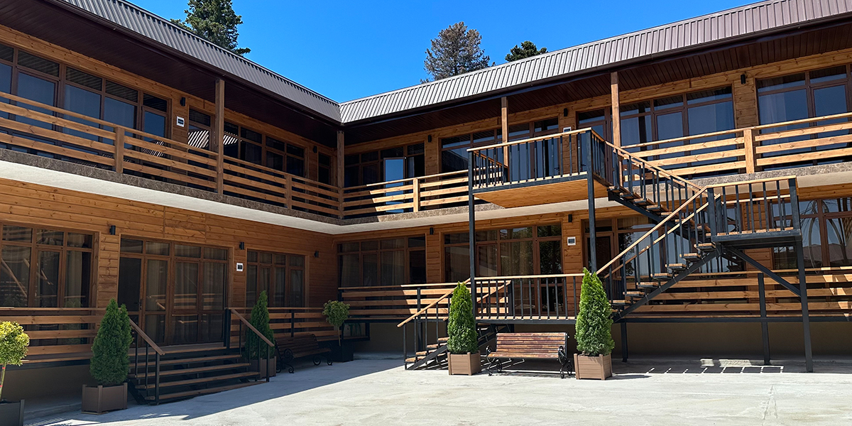 . Лилия. Гудаута . Лилия. Гудаута