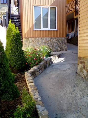 . Гостевой дом "Натали" в Джубге         . Джубга