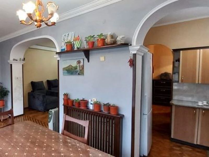 . Квартира в многоквартирном доме Лакоба 42 кв 17. Новый Афон