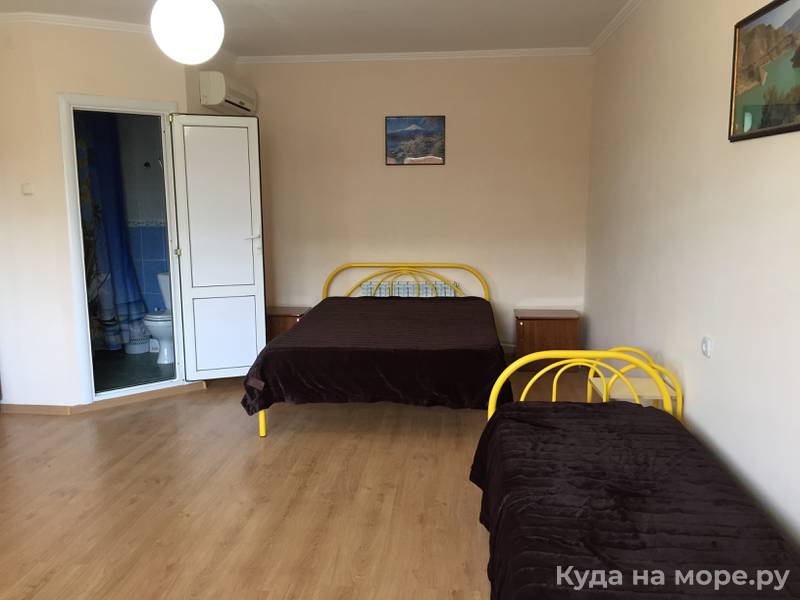  Большой номер. Гостевой дом ВИКТОРИ. Кучугуры