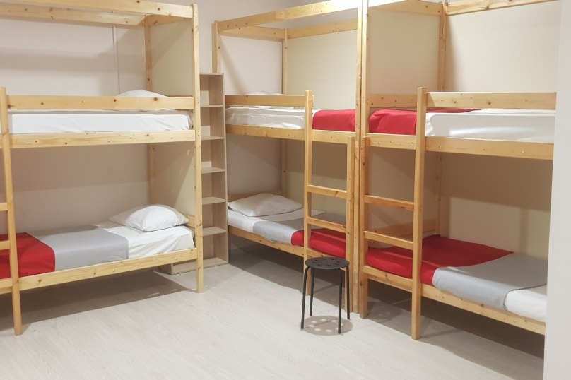 Койко-место в общем номере для мужчин, Эконом. Хостел "CENTR TOWN". Сочи Койко-место в общем номере для мужчин, Эконом. Хостел "CENTR TOWN". Сочи