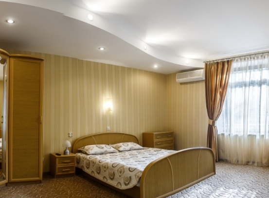 Люкс № 4 «Семейный». Гостиница «Аллигатор». Кореиз