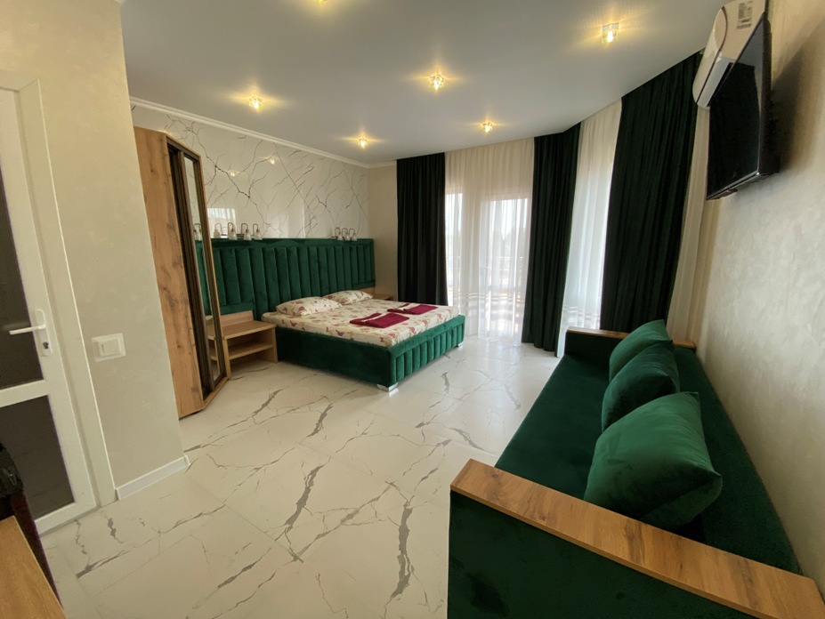 Видовой Люкс. Отель У Моря с бассейном. Евпатория