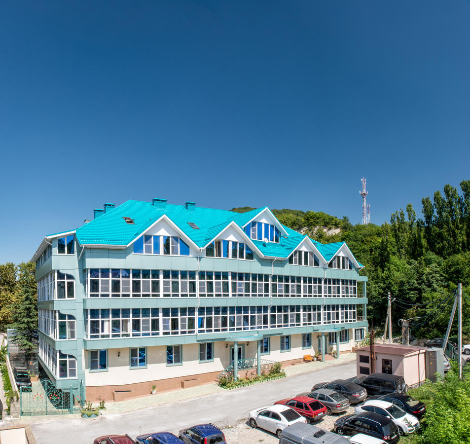 . Отель «Иордан» в Ольгинке              . Ольгинка