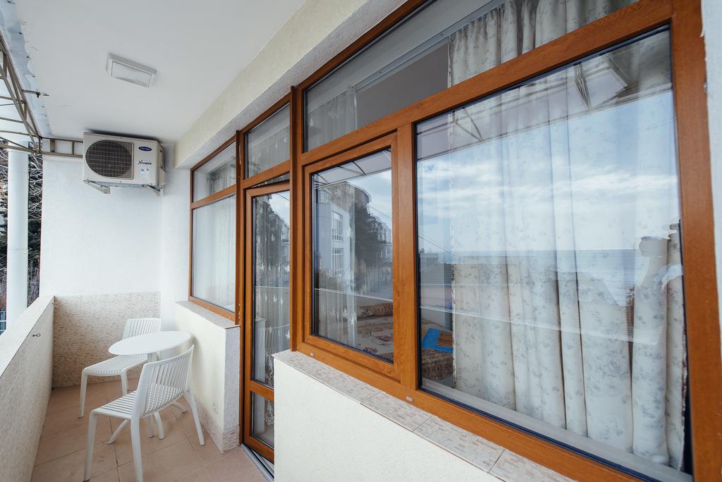 . Частный гостевой дом Матрос. Ялта