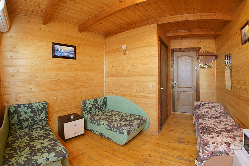 3-местный эконом без балкона. Вилла «Виола». Алушта