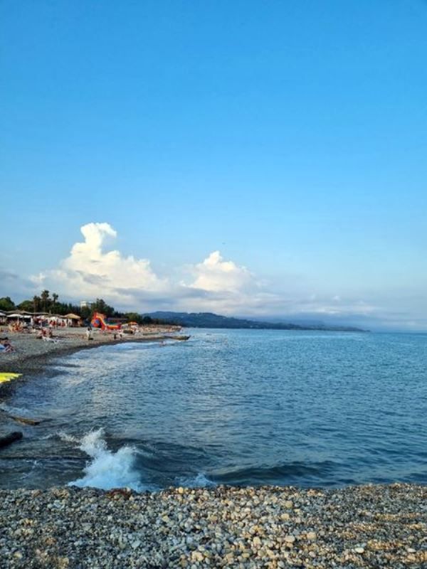 . Квартира в многоквартирном доме "Апартаменты с повышенным комфортом". Гудаута