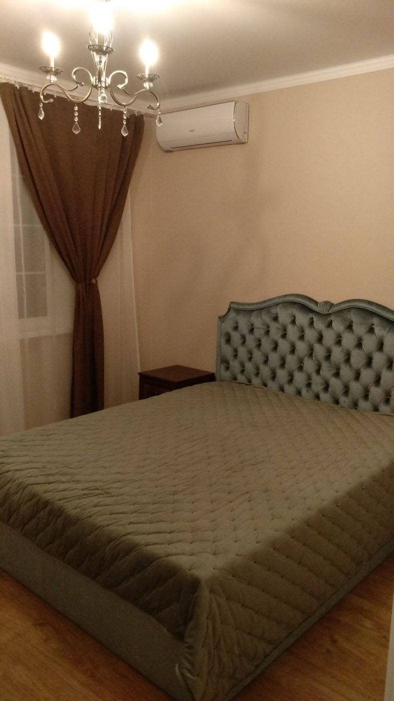 . Частный дом на Набережной в с. Каменское. Крым - частный сектор