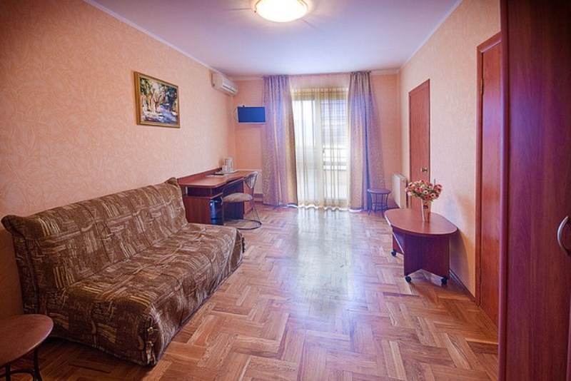 . Гостиница "Диамант" . Анапа