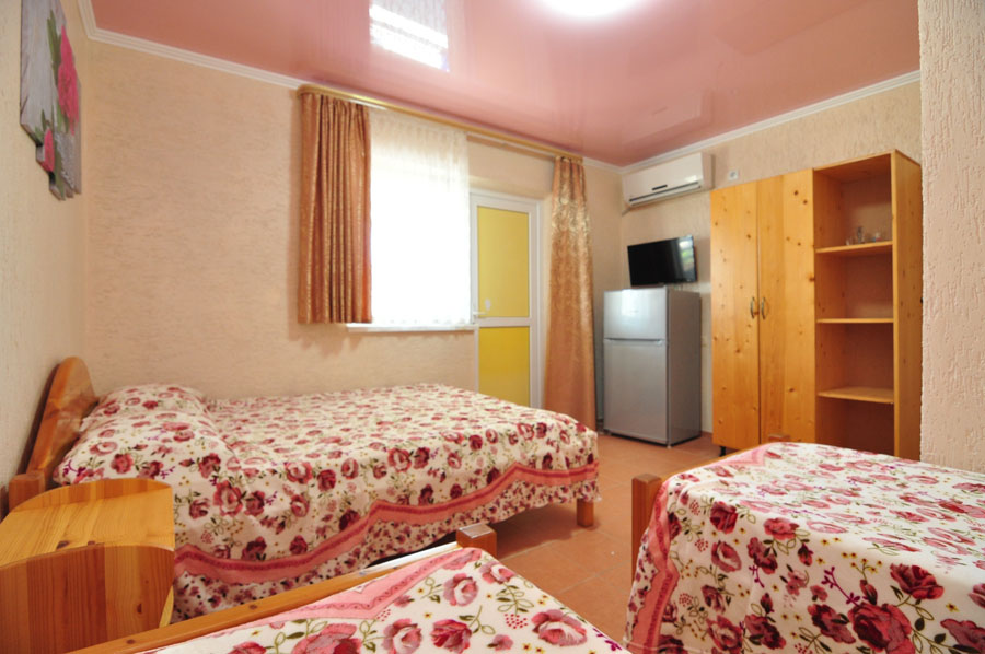 . Гостевой дом "Эдгар". Благовещенская