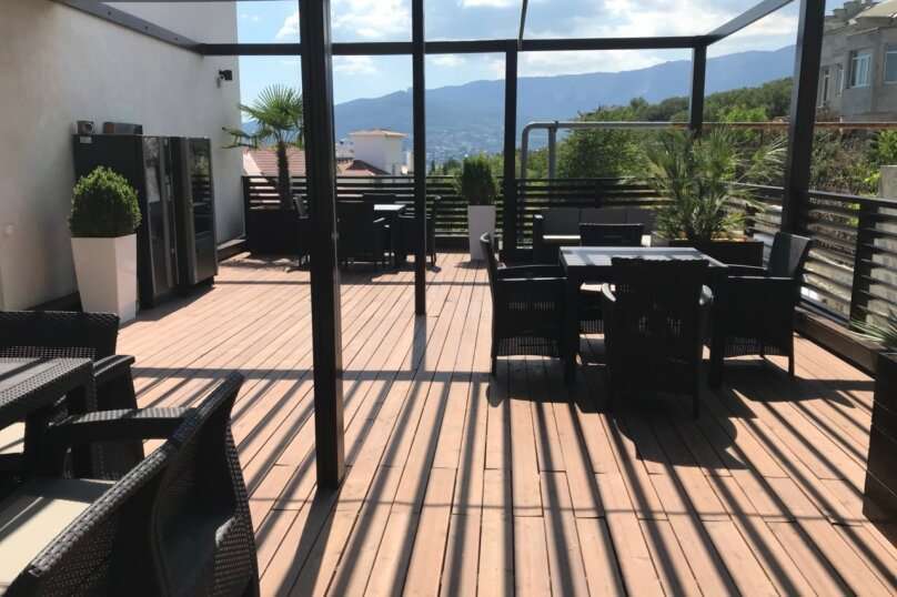 . Гостевой дом "Визит". Ялта