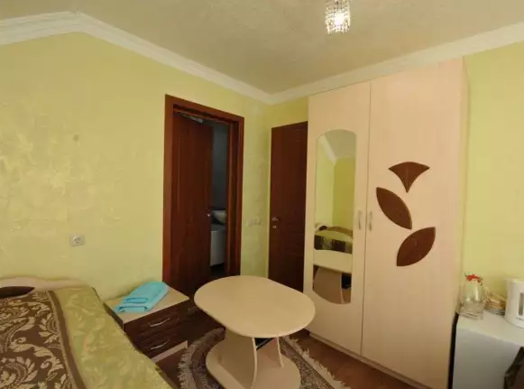 «Эконом» 2-х местный (Малый корпус). Гостиница «Кристалл». Домбай-гостиницы