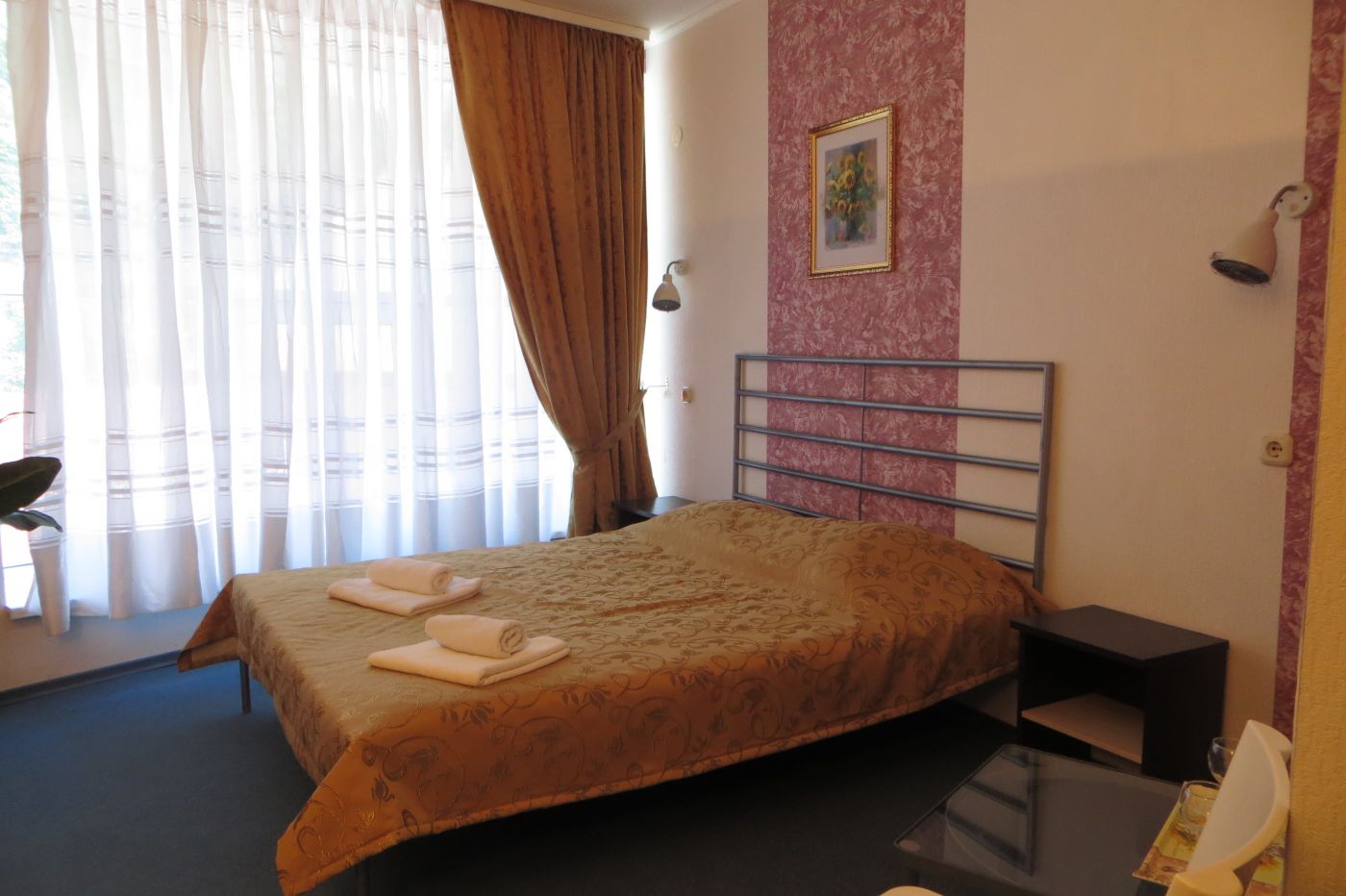 . Гостиница "Парадиз". Ольгинка