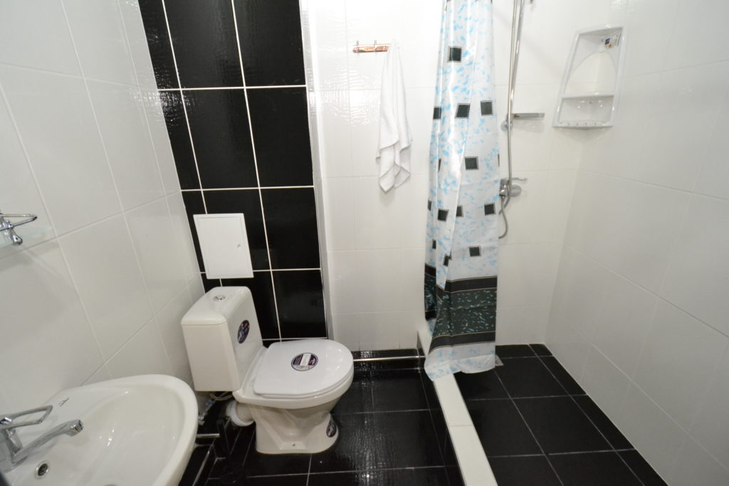 Трехместный номер с балконом. Гостевой дом «Акрополь» - Витязево. Витязево