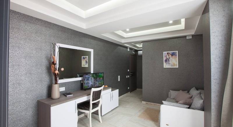 Suite (люкс). Гостиница "Парк Авеню". Кореиз Suite (люкс). Гостиница "Парк Авеню". Кореиз