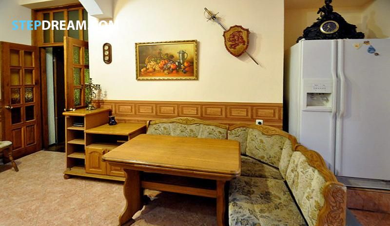 Атаманский дворик. Частный гостевой дом Атаманский дворик. Ялта