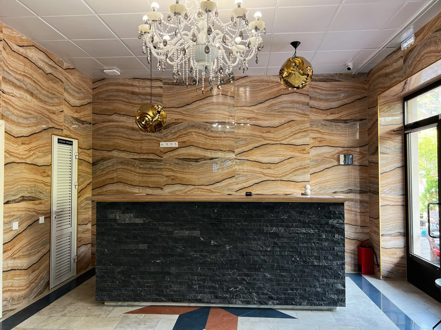 . Отель "СЕНАТОР". Сочи