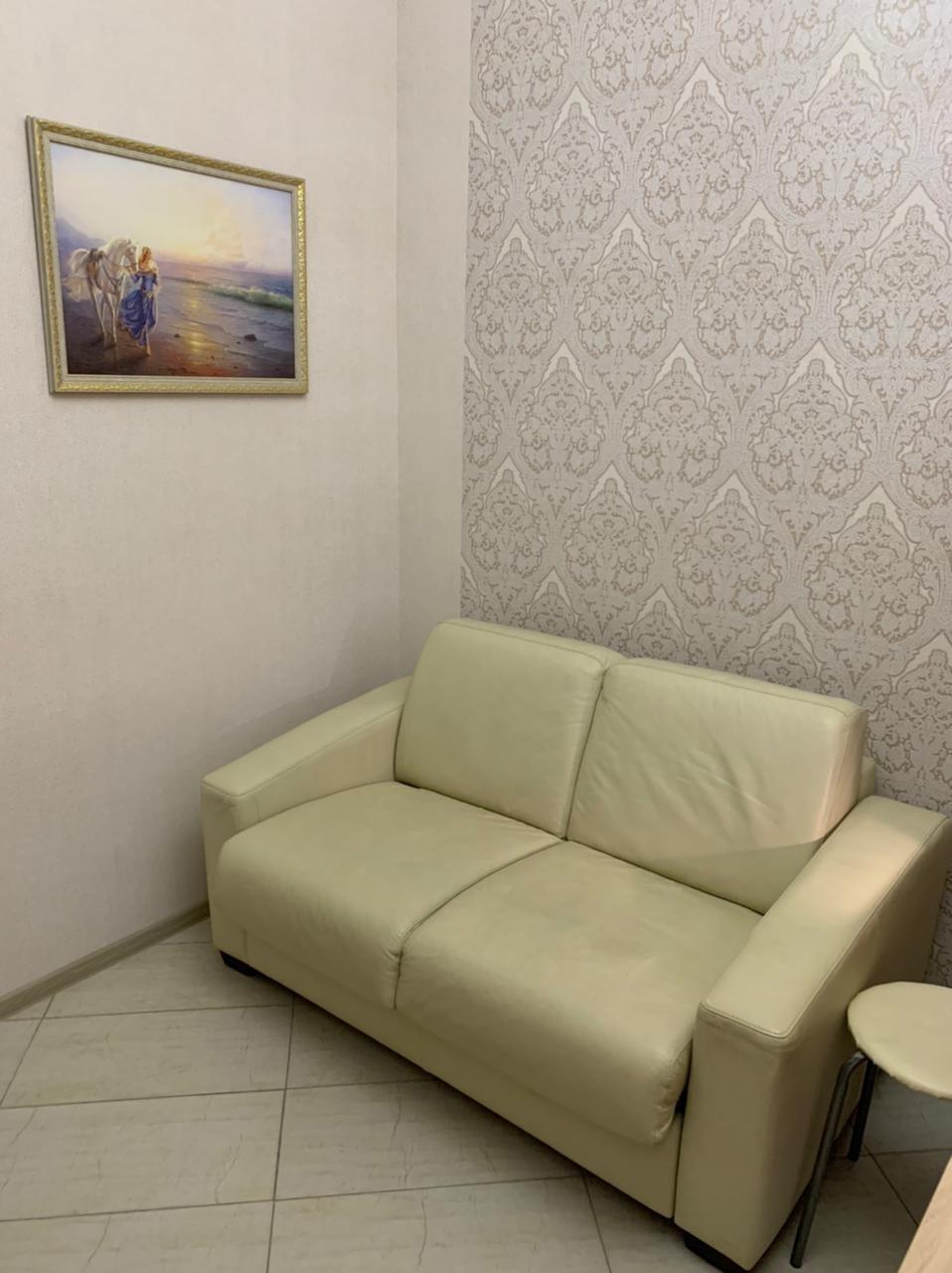 . Квартира в многоквартирном доме Апартаменты в центре. Туапсе