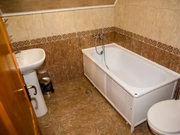 «Семейный» TWIN+TWIN (Малый корпус). Гостиница «Кристалл». Домбай-гостиницы