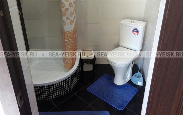 4-х местный комфорт. Частный сектор Жилье с удобствами "У Юлии". Ейск