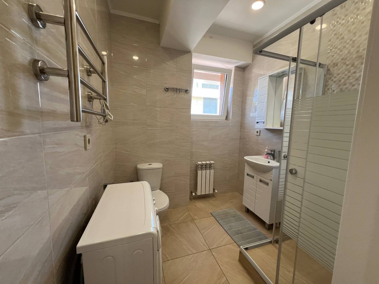 . Квартира в многоквартирном доме Студия с панорамными окнами и шикарным видом на море. Дагомыс