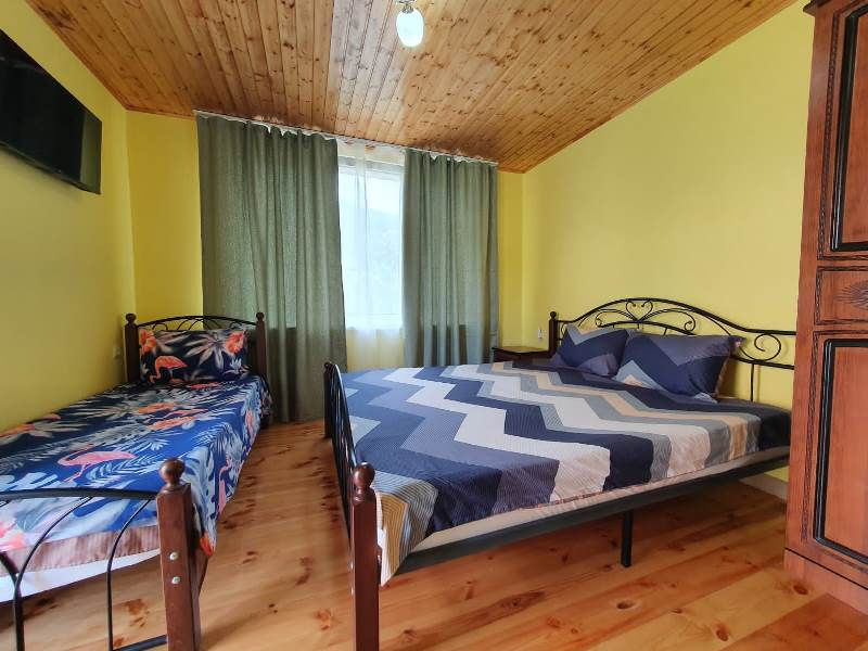 . Гостевой дом Джинджолия 8 . Новый Афон