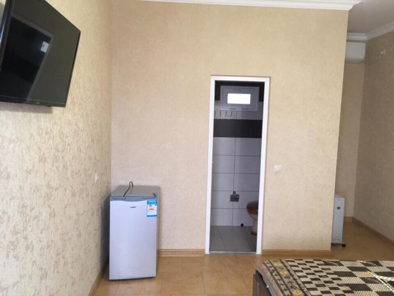 . Гостевой дом "Киараз" . Гудаута