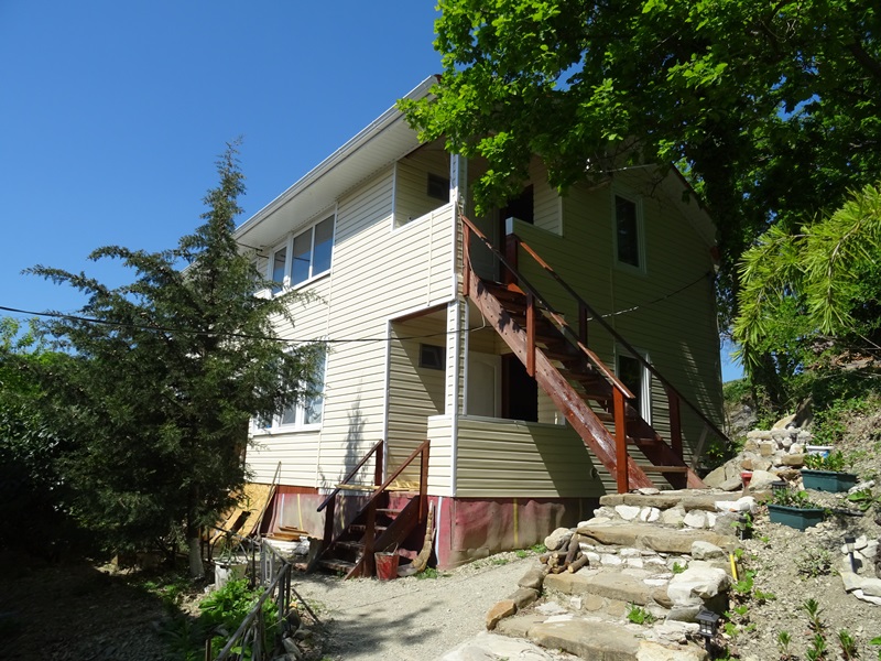 . База отдыха 《КАМЕЛИЯ》. Лермонтово