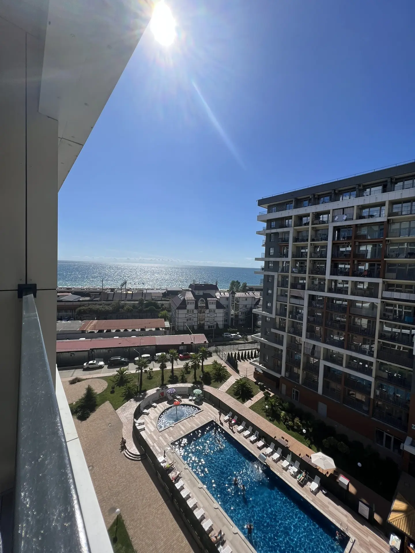 . Квартира в многоквартирном доме Уютная студия у моря с панорамными окнами. Дагомыс