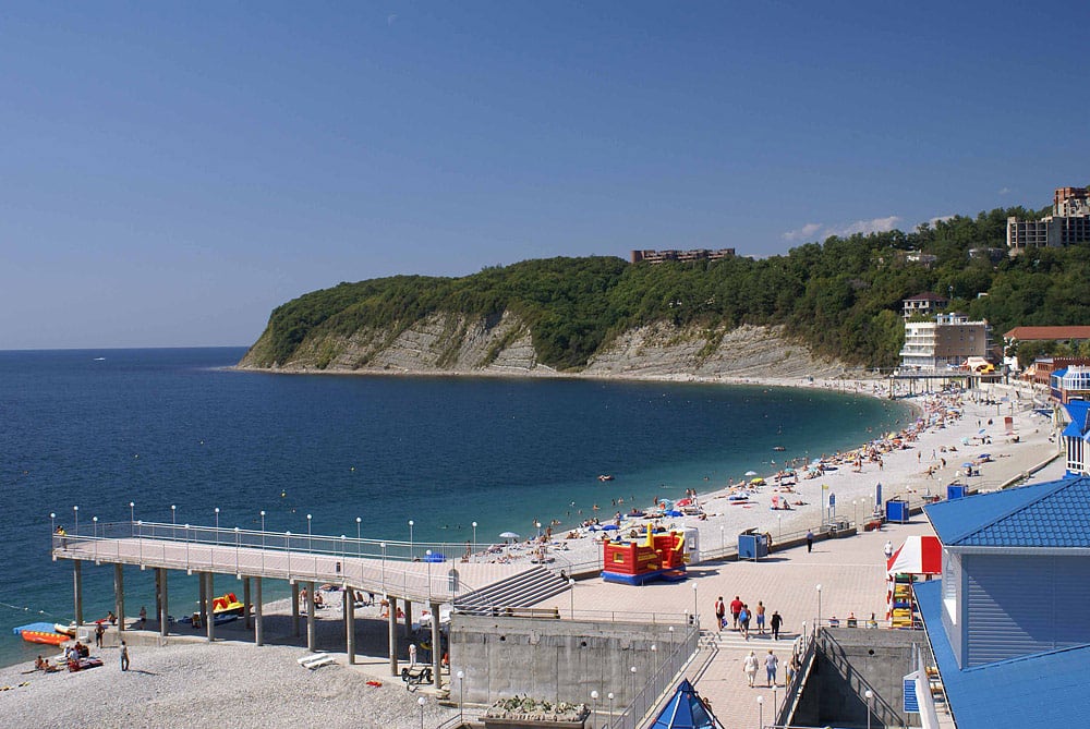 Центральный пляж Ольгинки. Фото взято с сайта: мойпляж.рф