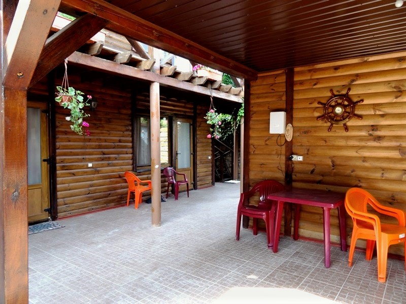 . Гостевой дом "Алиса" Саки. Саки