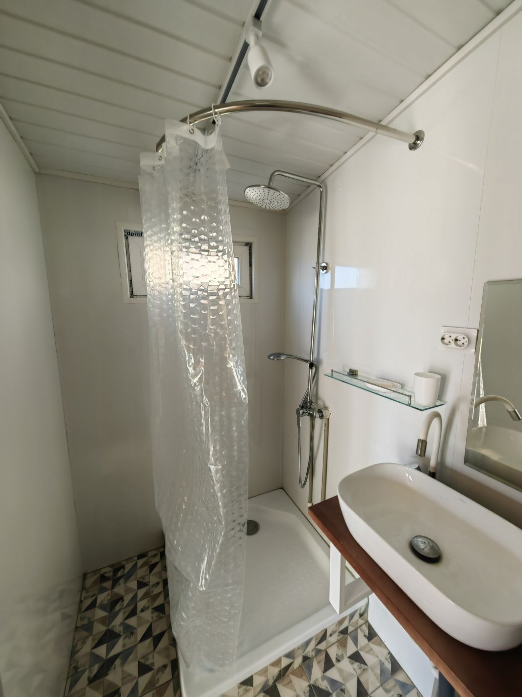 . Гостевой комплекс "Атмосфера". Сухум