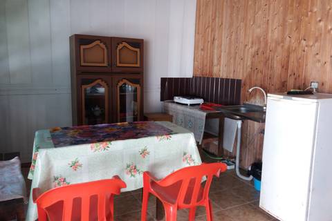 Два стандартных 4х местных с кухней на открытой террасе. Гостевой дом «Высотной 13». Голубицкая