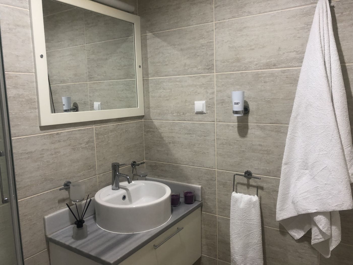 . Квартира в многоквартирном доме Апартаменты . Алушта