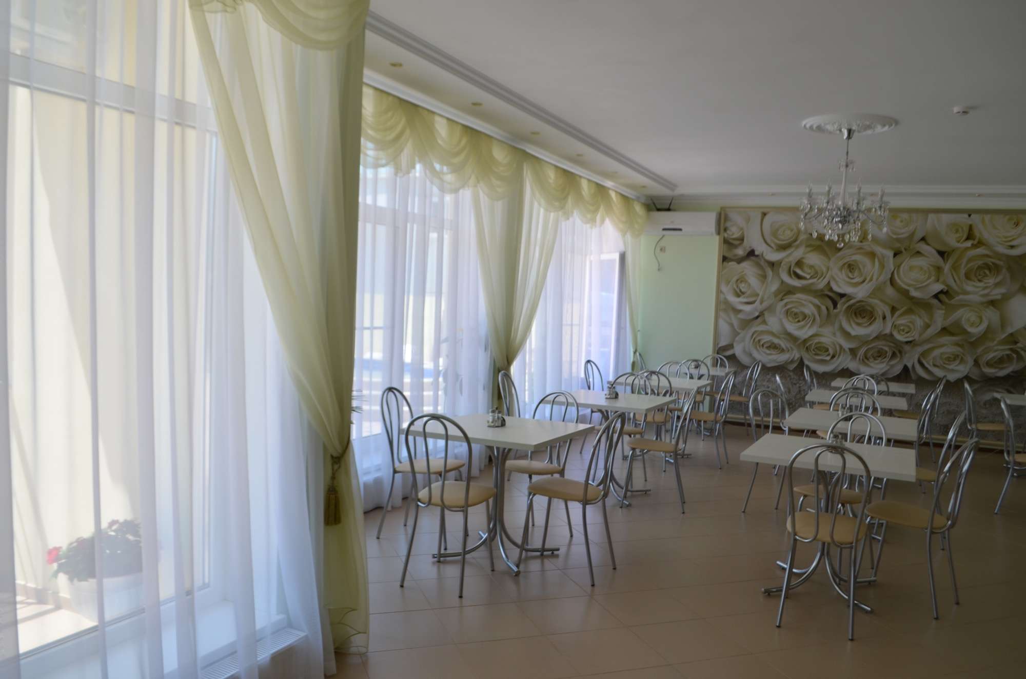 . Гостиница "Звезда". Лермонтово