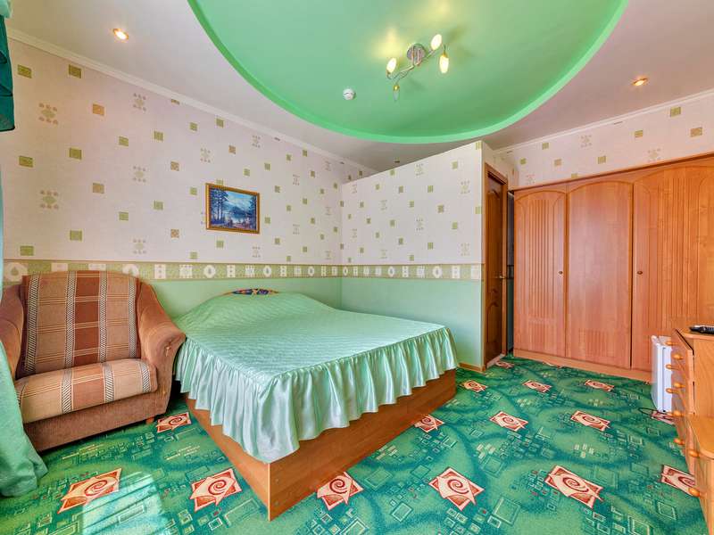 Зеленый двухместный номер (Корпус 1). Гостевой дом «Белая лебедь». Голубая бухта