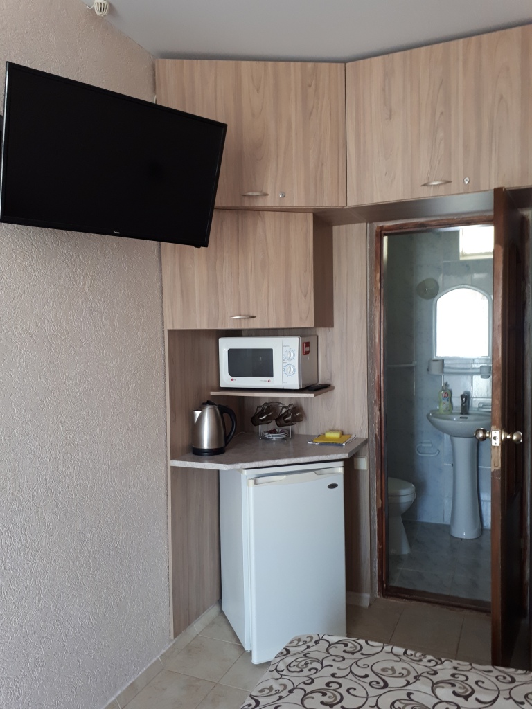 . Гостевой комплекс Номер у моря в Любимовке,  ТК"Любоморье" . Севастополь