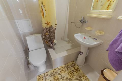 «Люкс» 3-х местный. Частный сектор "У Капитана". Вардане