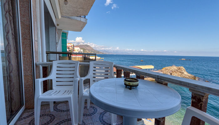 № 4А «РОТАНГ» — НОМЕР ПОЛУЛЮКС. Мини-отель "Рубензон". Утёс