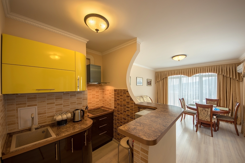 2-х комнатные апартаменты Люкс №13/2. Гостевой дом "Yellow Submarine". Массандра