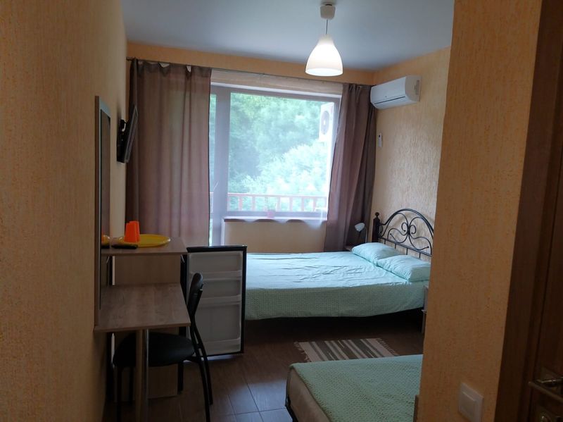 3-х местный номер. Гостевой дом "Веранда". Небуг