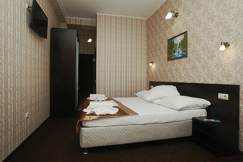 Трехкомнатный номер. Гостинично-оздоровительный комплекс «A-More Resort»   . Джубга