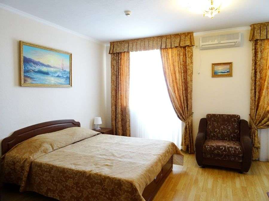 "Комфорт" 2х-комнатный . Гостиница "Милана". Лазаревское